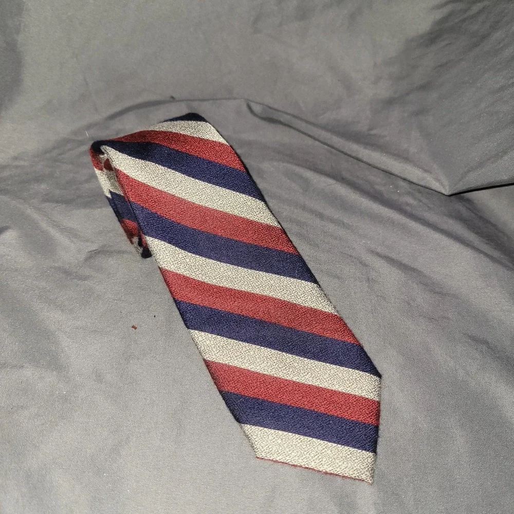 Men's Knottery New York Striped Poly Blend Neck Tie Red, Grey, Blue